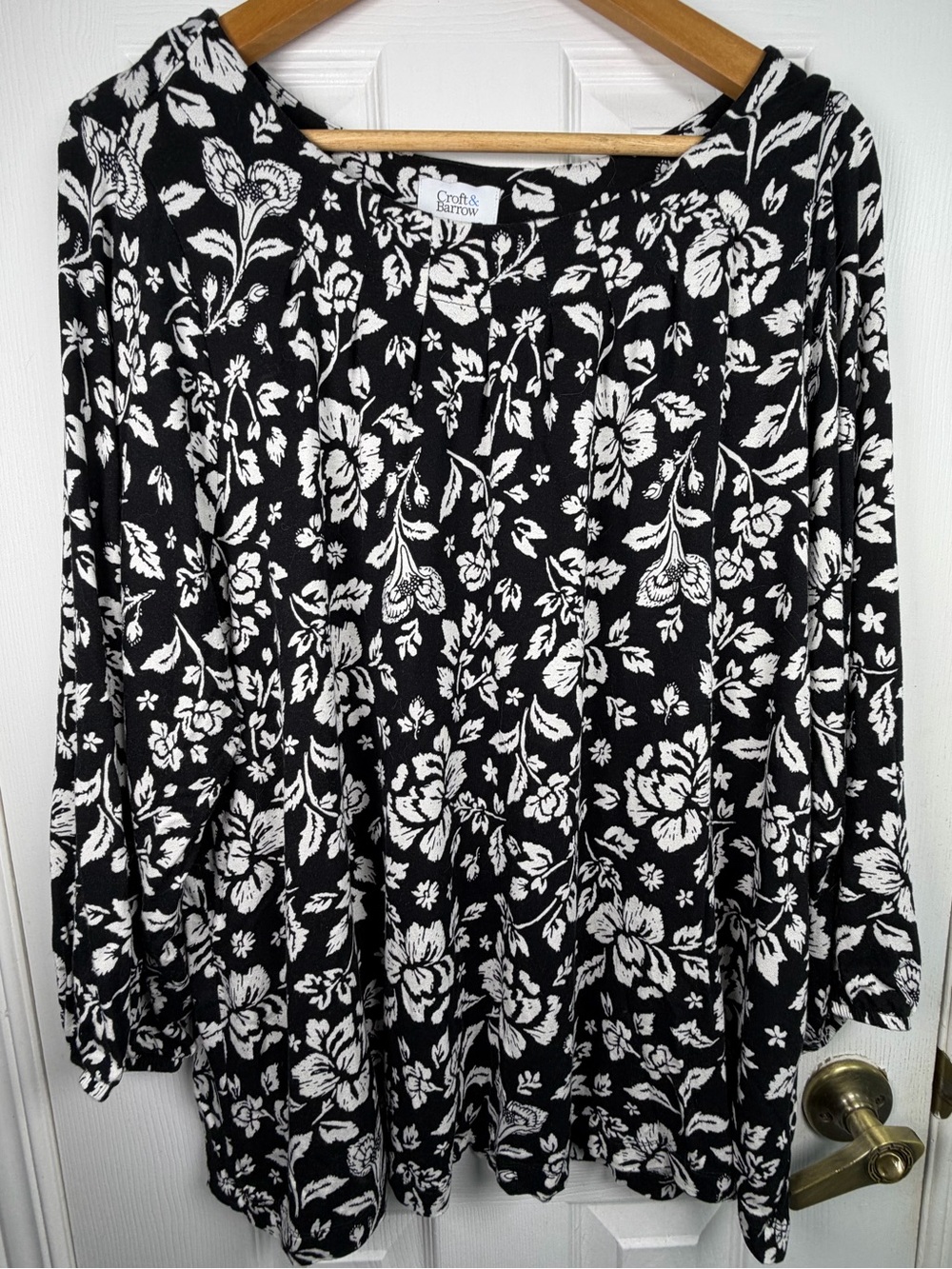 Croft & Barrow Black White Floral Peasant Blouse 1X Boho Cottagecore Botanical